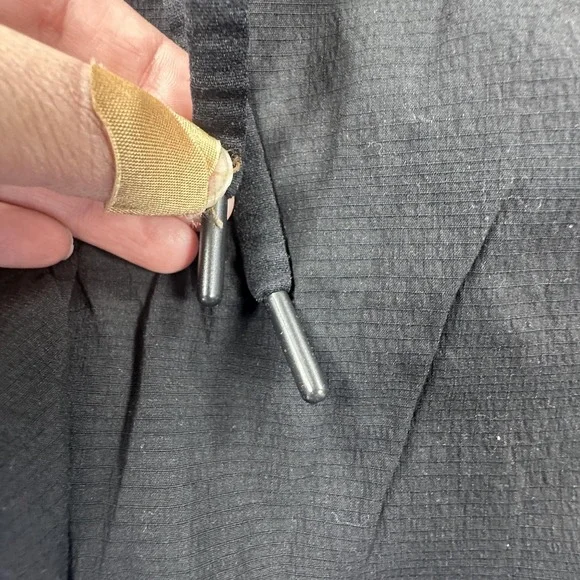 Athleta Trekkie North Jogger Pants Womens 10 Black Hiking Travel Stretch Ripstop - Picture 4 of 13